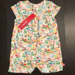 Zutano elephantasia gap sleeve body suit. NWT